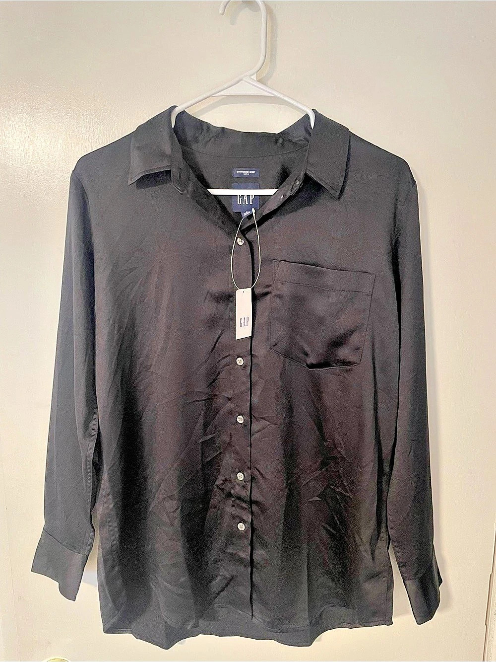 NWT Gap Boyfriend Shirt Satin Button Down Shirt in Black Size P (XS)